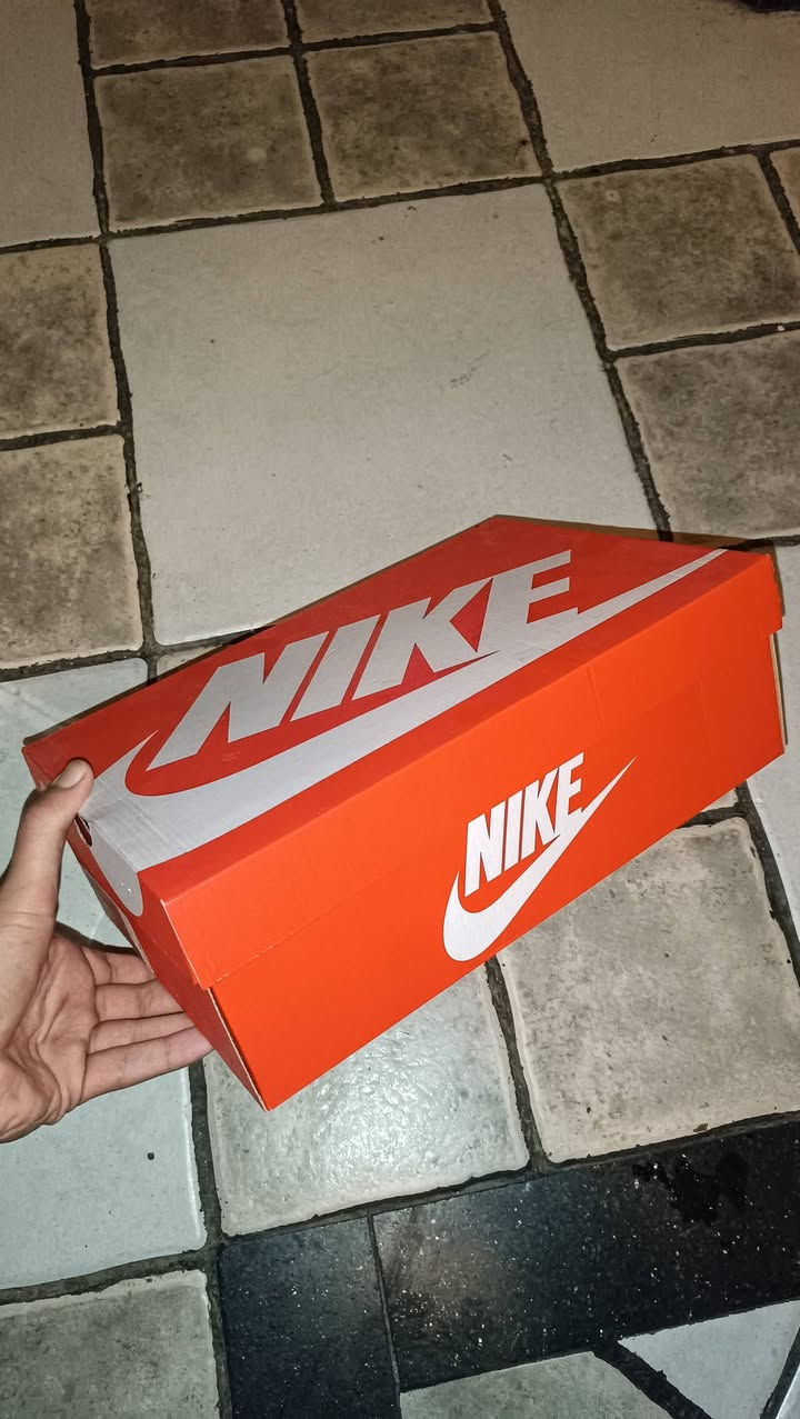 قياس 47
Nike court vision low 2025 وكالة اصلي
*استعمالي الشخصي ملبوس مرتين لو تلاثة ما اذكر
سعرة 55 الف + ما عندي توصيل
مكاني الكرادة


**إذا كنت صاحب هذا الإعلان وتريد حذفه لأي سبب، رجاءا أرسل رسالة إلى الدعم الفني**