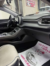 بي واي دي دستروير ابيض  سياره جديده ماشيه ١٦ الف  مواصفاتها معروفه ماي...