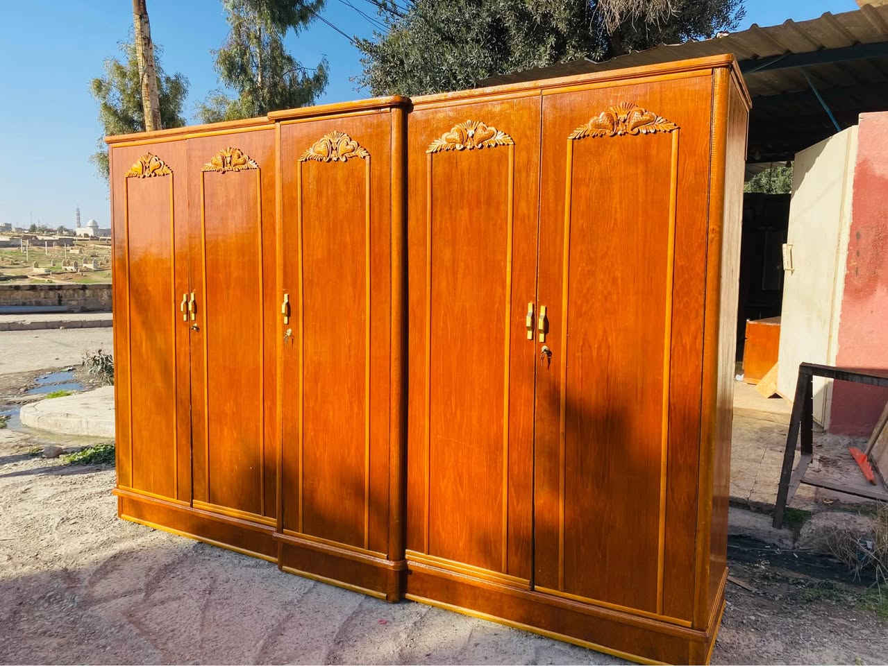 قنصور خمس ابواب نظيف جدا السعر ٢٠٠ للاستفسار *********** موصل, نينوى
