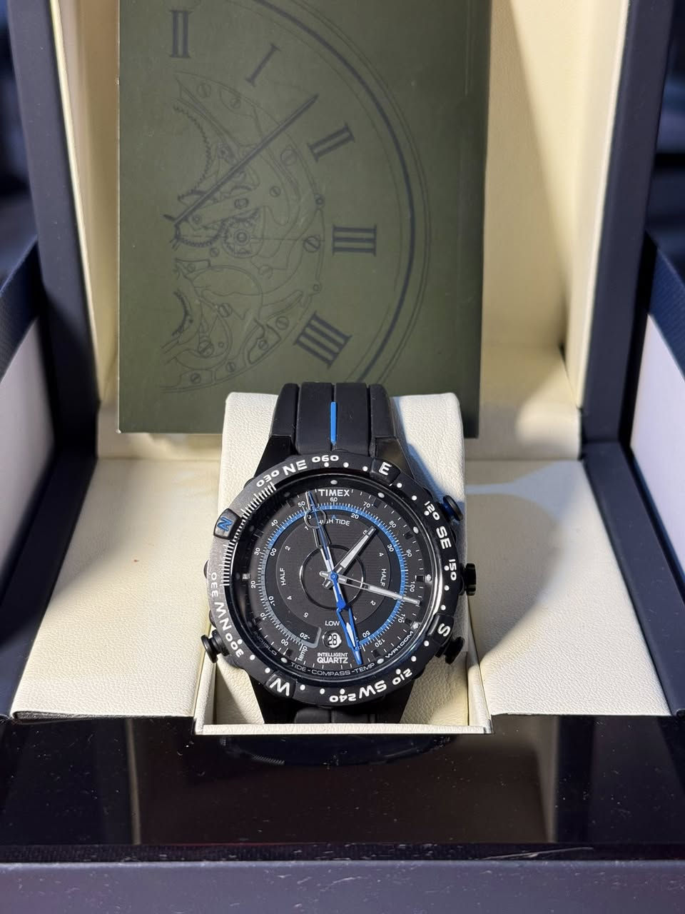 ساعة أصلية Timex Intelligent Quartz✨
🔹 الموديل: بوصلة + مقياس حرارة + مد وجزر
🔹 النوع: كوارتز – بطارية
🔹 الحالة: نظافة ممتازة
🔹 مناسبة للرحلات والأنشطة الخارجية
🔹 مقاومة للماء

📌 ملاحظة: لسنا تابعين لأي شركة أو علامة تجارية، نحن اسم مستقل فقط.

📞 للتواصل:
***********

🚚 يوجد توصيل مجاني لجميع محافظات العراق الحبيب
💰 السعر: 185 الف دينار شامل التوصيل
