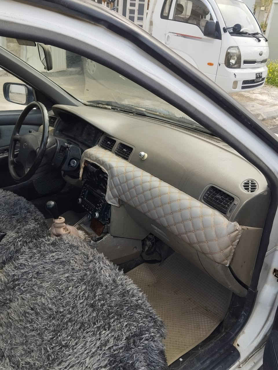 ماشاءاللە  نیسان سەنی مۆدێل
1995  چوار جام کارەبا  کارەبایی بەشەرت  جوار تایەی لۆکی لەژێرە  خایساتی نیە سەدری مەزبوت  
خوار هەمو بازار 17گڵاو مەعامەلە  ئارمێکی لەگەڵە  بەشەرتی حاسیبە   مشتەریت  چات بکە لەخزمەتت دام   
شوێن  کلار


**إذا كنت صاحب هذا الإعلان وتريد حذفه لأي سبب، رجاءا أرسل رسالة إلى الدعم الفني**