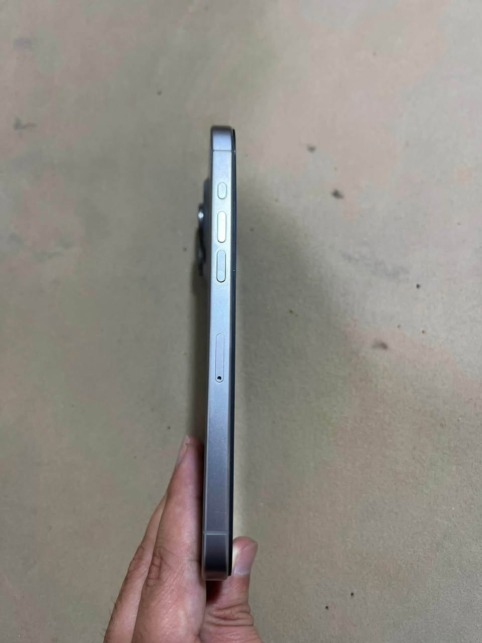 آيفون ١٥ برو ماكس
بطاريه ٩٢ اصليه ممبدله
مبدل شاشه ٣ خيارات 
جهاز نضيف كلش ولا شخط بي 
شراي تعال واتساب ***********
