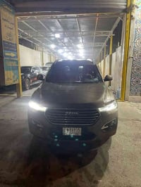 هافال h6 للبيع  ماشيه 66 الف وقابل للزياده  بيها طخطخات امبينه بلصور و...