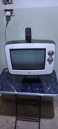 تلفزيون انتيك • LG ريترو • مقتنيات نادرة