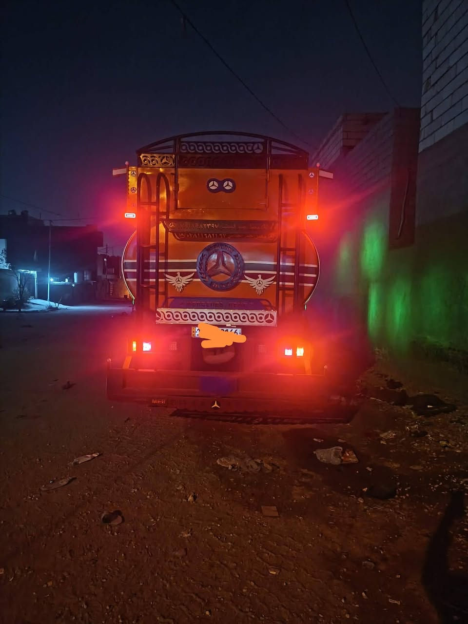 السلام عليكم
قجمه للبيع موديل 81سياره مكفوله سنويه تنكر   ***********
