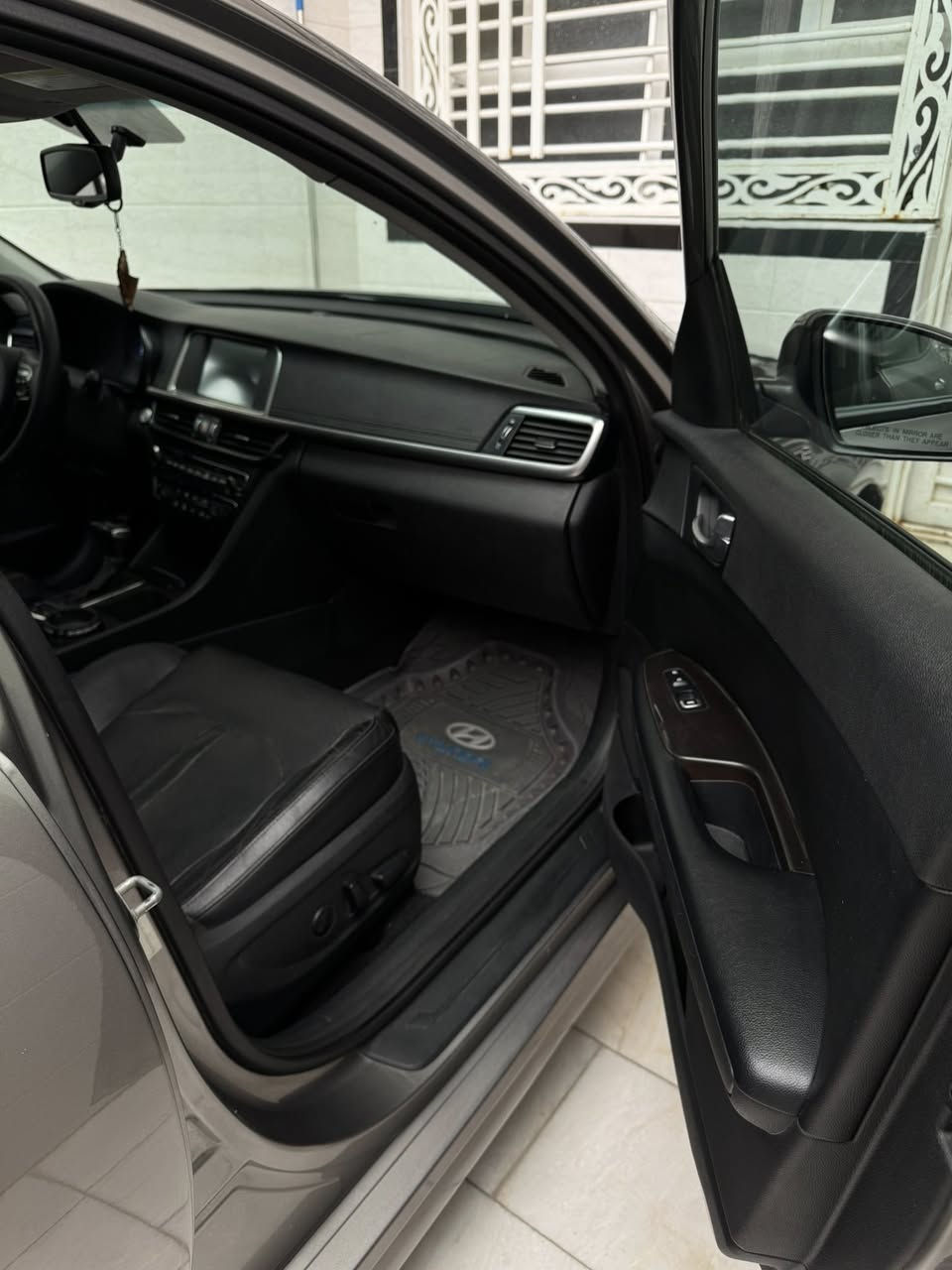 اوبتيما٢٠١٦جديده ماشيه ٨٦ مكفوله من الزلغ قطعتين رش فقط بدون تبديل ولاتصليح فول مواصفات اعلى فئه Exرقم كربلاء مكان كربلاء السعرر ١٣٣ غير متواجد على الانترنيت ***********
