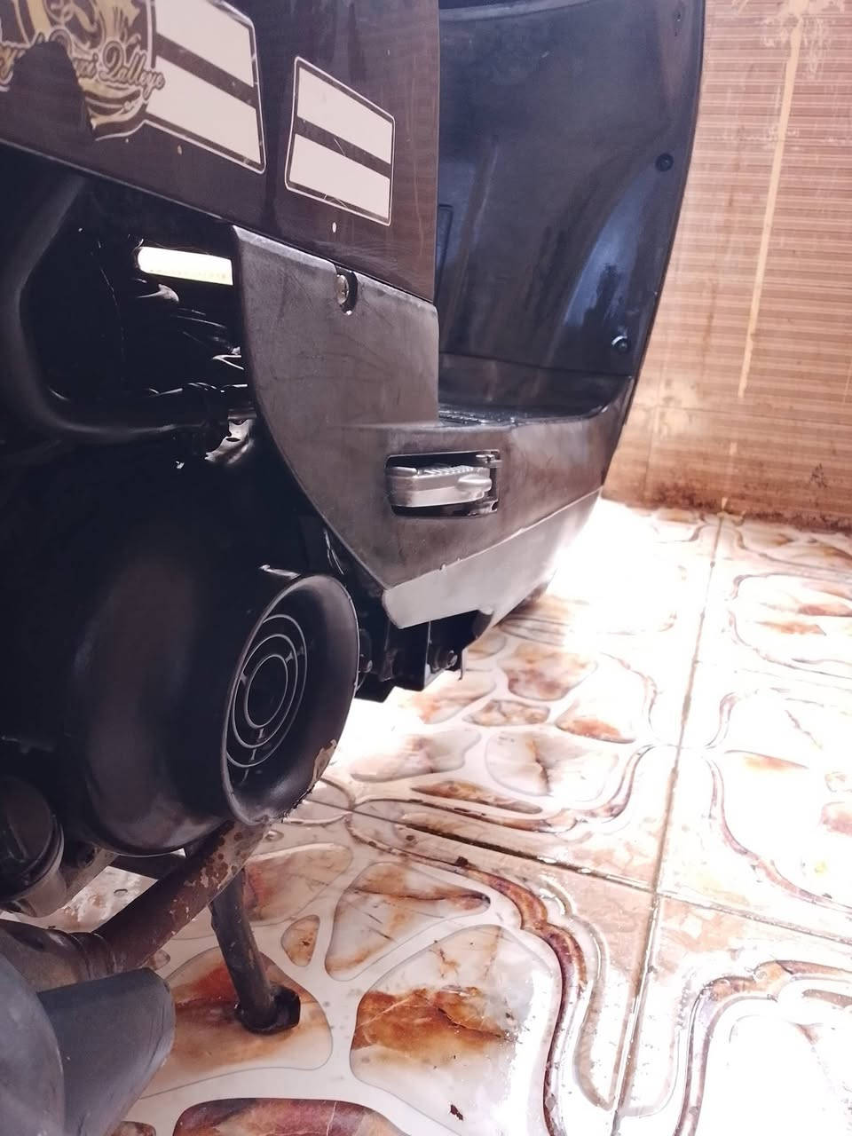 بوليسي كابريتر 
مابيهه اي نقص نكره سلف  مابيهه اي نقص نهائين
محرك ٤٩
دراجه خرسه 
كربلا البوبيات 
سعرهه ٦٥٠ وبيه مجال بصيط 
للستفسار مراسله ماسنجر او وتساب 
***********
