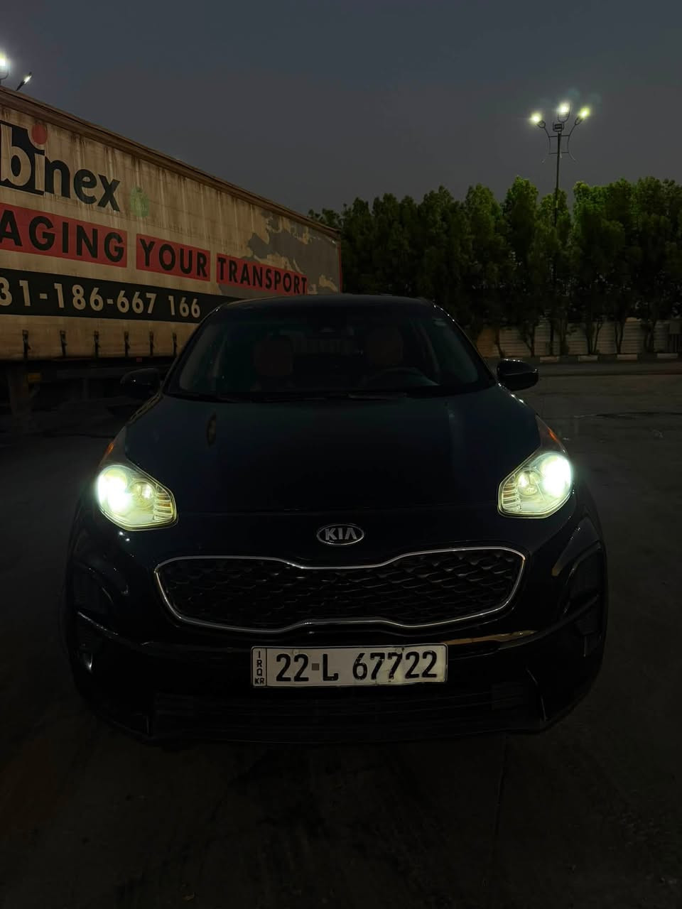 🚘 للبيع كيا سبورتج اسود ملكي
موديل2020 LX وارد أمريكي 🇺🇸
للجادين فقط، سيارة نظيفة وحالتها جداً طيبة واستعمال شخصي، وعليها إدامة كاملة وما محتاجة أي فلس.كل نقص ما بيها سيارة حلوة مال جناي 

✅ بصمة 
✅ لايت زنون اصلي عالي ناصي 
✅ شواصي ولغود مكفولات
✅ شاشة + كاميرا خلفية
✅ تحكم ستيرن من الجهتين
✅ مثبت سرعة
✅ كشنات مدوشمات 
✅ رادار امامي 
✅ تكييف ثلج
✅ تايرات بحالة ممتازة
✅ داخلية مرتبة ونظيفة

بالنسبة للحادث:
السيارة وارد أمريكي، الحادث خفيف جداً، فقط البابين مصبوغات جهة السايق وتعميرهن درجة اولا،  بدون دواخل، وبارد بل تكمة اثر طابوكة واضح بل صور اذا تركز والبارد بل قبق مال صندوك كد ٤ اصابع غير حادثها مال امريكة مكفولة 

السيارة جاهزة للفحص بأي مكان ببغداد، وإذا بيها غير الكلام المذكور اني ادفع السونار مالتها 

📌 رقم أربيل حلو مميز وباسمي تحويل فوري ة.

 الي يدور سيارة يرتاح منها ويستخدمها بدون وجع راس يجي يشوفها ويحكم بنفسه.

⚠️أرجو عدم الحجز أو الوعد إلا بعد المعاينة والاتفاق النهائي، حفاظاً على وقت الجميع. والله يبارك للبايع والشاري.
السعر : 138 وبيها مجال بسيط 
📍المكان: بغداد / الدورة 
📞 ***********
