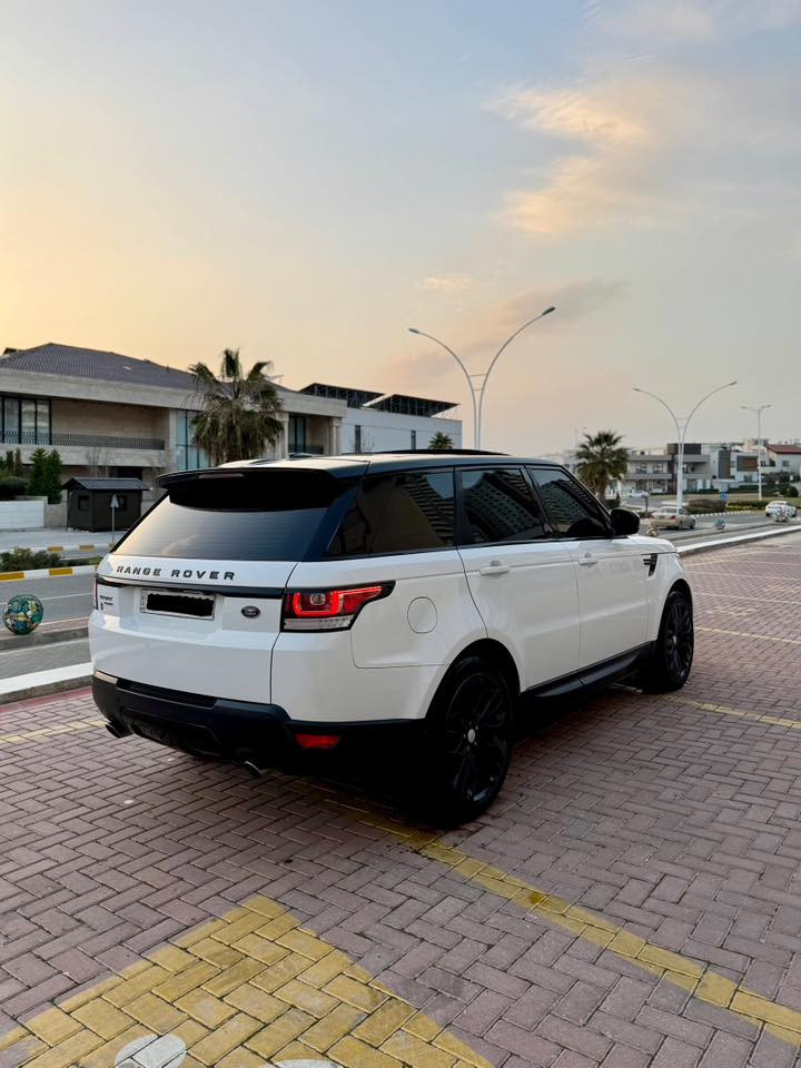 ﷽
‎‏ RANGE ROVER SPORT 2014
‎رانج روفر موديل 2014 فول مواصفات ١/١
‎مواصفات خليجي فول مواصفات پانوراما
‎سيارة وكالة شريكة سردار زمان دولي
-------------------------------------
‎مكان🌆: سليماني            سعر💵: 245$🔐
‎هاتف☎️: ***********
-------------------------------------
‎محريك V6 سته سلندر سوپر جارج 🔥🔥
‎گير و محريك بشرط بدون صوت و صرف و خلل

-------------------------------------

‎سيارة دعامي للدعامي بشرط مكفولة كفالة عامة
‎بدون صبوغ بدون تعديل بدون شخت
‎سيارة جديد  حيل حيلوة كل على وضع شريكة
-------------------------------------
‎مواصفات
‎{{ بصمة - پانوراما - رادار - داخل اصفر و قاوهي - گير كوبرا - دؤسه كهربا - ثلاجة - صندوق شفت - ثلاث شاشة - كيچ الكتروني  - كشن جلد - كشن و ستيرن خزن - بريك بصمة - كاميرا - حصاص أمامي و خلفي - تبريد مركزي - مراي شفت - بعدهواي مواصفات }}
-------------------------------------
‎اربع تاير ويل جديد 
‎سيارة دبل و جبليسات بشرط
‎سيارة شرط بدون اى نواقص گير و محريك و حدادي و كاهرباى كولة بشرط 
‎
------------------------------------
سلیمانیە 
***********☎️
