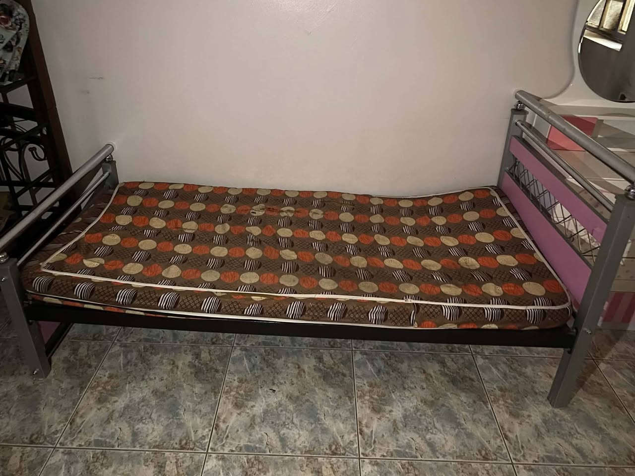 نص تخم ويه٦كوشات ٨٠
جربايه طابقين ٨٥
جربايه نفر ويه فراش٤٥
تلفزيون يشتغل مابي شي ٦٥
زاويه ملابس ٣٠
مجرات ١٥
بوفيه فراش٣٥ العنوان بغداد الكريعات


**إذا كنت صاحب هذا الإعلان وتريد حذفه لأي سبب، رجاءا أرسل رسالة إلى الدعم الفني**