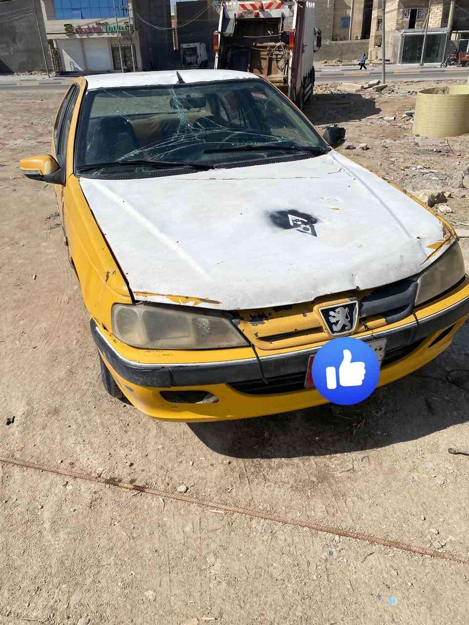 السلام عليكم بيجو بارص مديل 2015 رقم ميسان الماني سنويه منتهيه من 2020راعيها ما اندله ابيع كوم حديد أتعهد باصوليات السياره والسرقه فقط العنوان البصره 
السعر 10 ورقات وبيها مجال 
للاستفسار ***********
