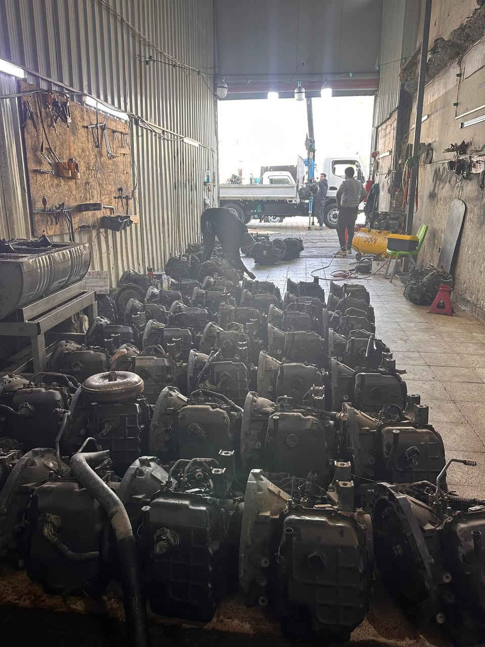 تم وصول كيرات كرفان ومحركات 3600  و 3800


**إذا كنت صاحب هذا الإعلان وتريد حذفه لأي سبب، رجاءا أرسل رسالة إلى الدعم الفني**