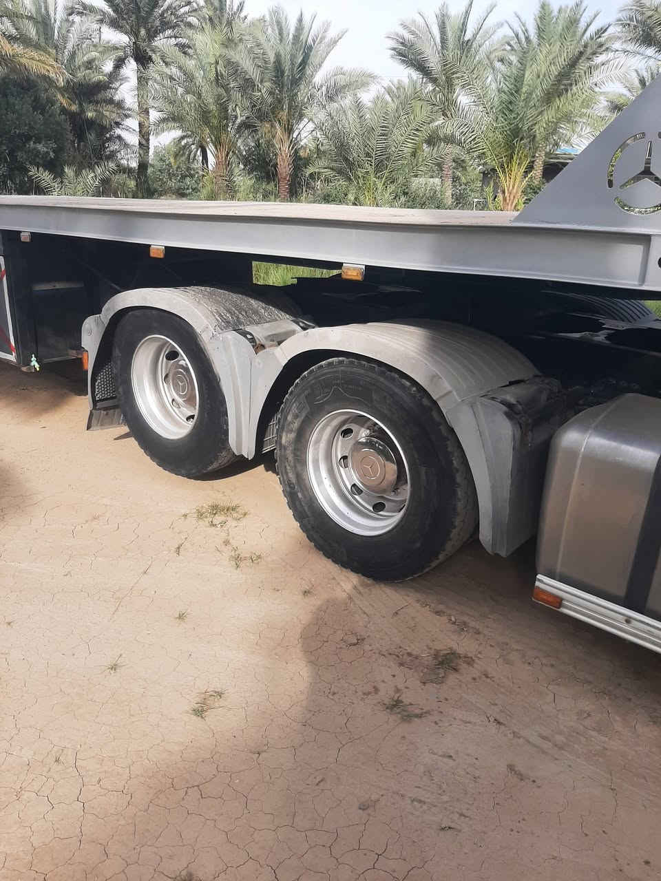 للبيع اكتروز ٢٠٠٥ سحال مزوج  مربوطة فلات ٤ محاور حدادي مكفولة راس عربانة حجم ٢٥٤٦ ريتايدر للاستفسار على الرقم ***********
