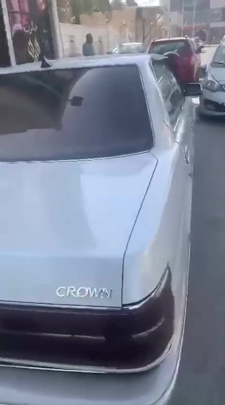 سلام عليكم للبيع سياره هارتوب موديل 91 رقم نجف دولي بسمي سنوية 29 هزه جديده مكينة كير كفاله حدادة تخم تاير كهربائيات كله شغاله من دعاميه لدعاميه كفاله من كص ونقل والضربه عنوان البصرة الزبير سعر 53 وبيه مجال ***********
