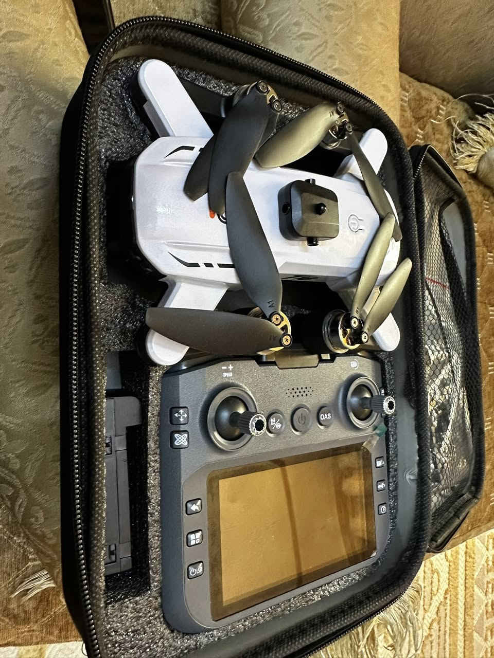 سلام عليكم طياره درون اخر قطعه سعرها 70 مع التوصيل  ام الشاشه


**إذا كنت صاحب هذا الإعلان وتريد حذفه لأي سبب، رجاءا أرسل رسالة إلى الدعم الفني**