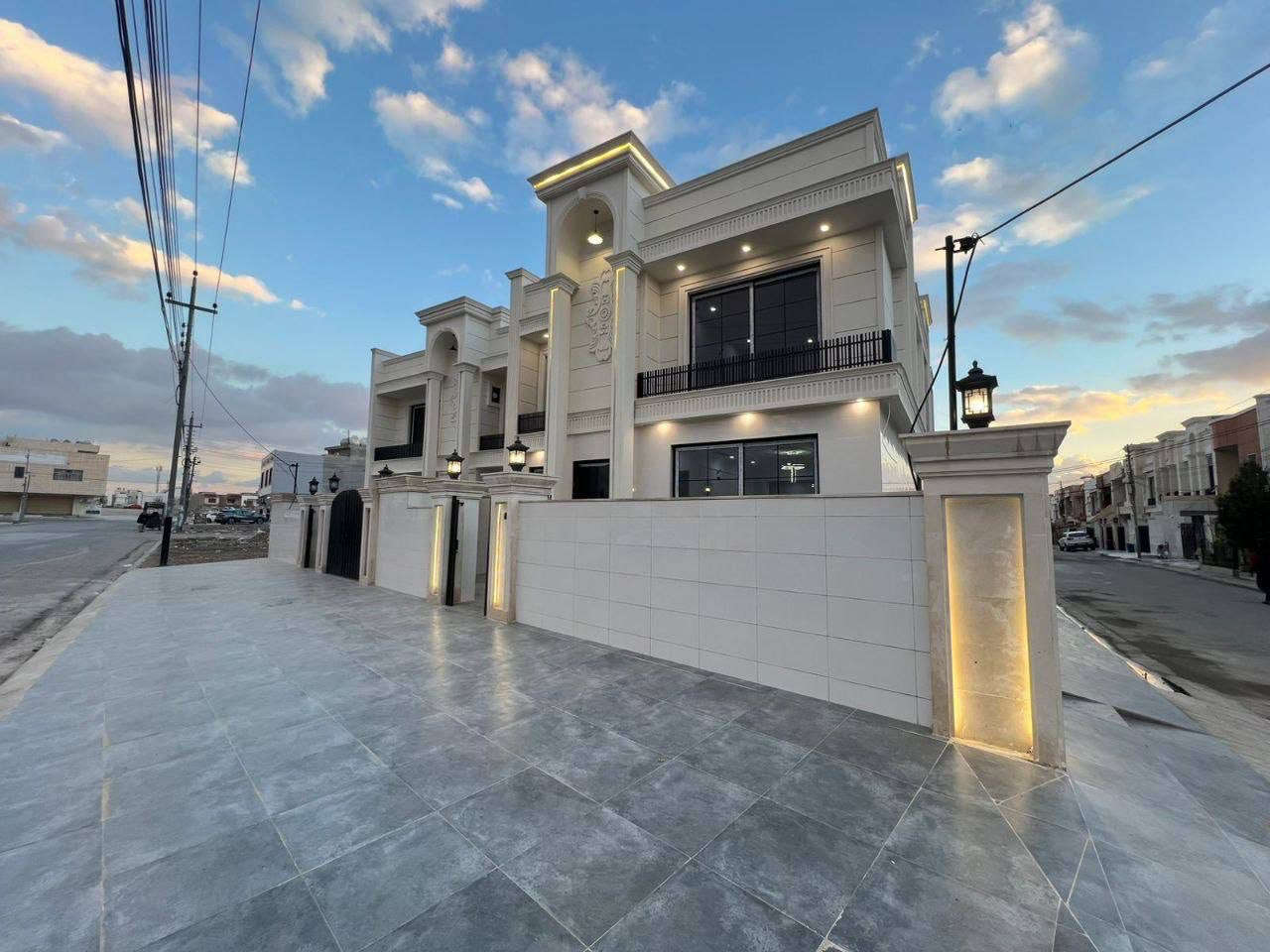 منزلين فول مواصفات للبيع في أربيل منطقة خمسه حصاروك 200م ركن+150م ع شارع 20 مقابل حديقة 
يتكون:-
6غرف
أستقبال
صالة
مطبخ
مجموعة 
للاستفسار:-
***********
***********
***********
**********************
في حال لم يتوافق العقار مع رغبتكم او لم يكن بقدر امكانيتكم زوروا موقعنا على تلكرام للتصفح على اكثر عدد من العقارات المتوفرة•https://t.me/miran_48
