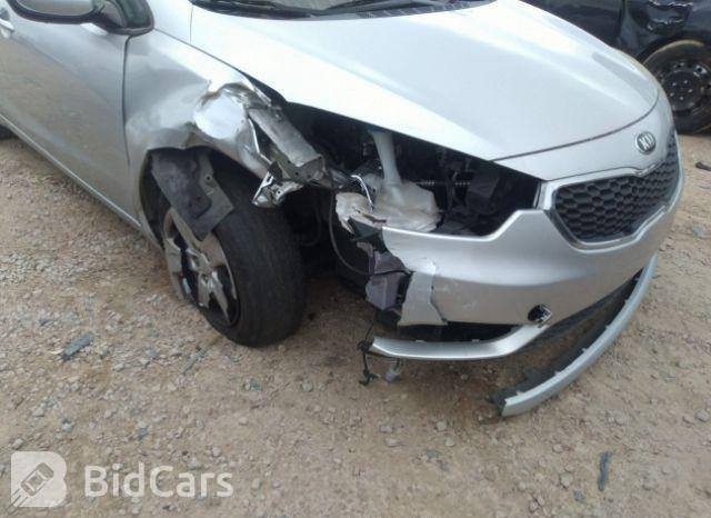 السلام عليكم
كيه فورتي2015
جاهزه من كلشي 
صدر 
محرك دوش مجفت جديد على لبسحك بعده
صدر جديد 
تخم تاير جديد 
والتفاصيل با المنشور
سعره 10500$
مكان السياره العلاوي شارع شيخ معروف 
***********
