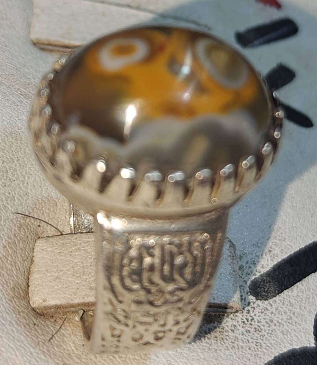 2 محابس واحد داودي عينين فضه عراقيه صياغة يدويه ثقيله سعره 60 الف الثاني سليماني احمر صياغة نحاس سعر 15 الف يوجد توصيل لجميع مناطق العراق أي استفسار على الخاص


**إذا كنت صاحب هذا الإعلان وتريد حذفه لأي سبب، رجاءا أرسل رسالة إلى الدعم الفني**
