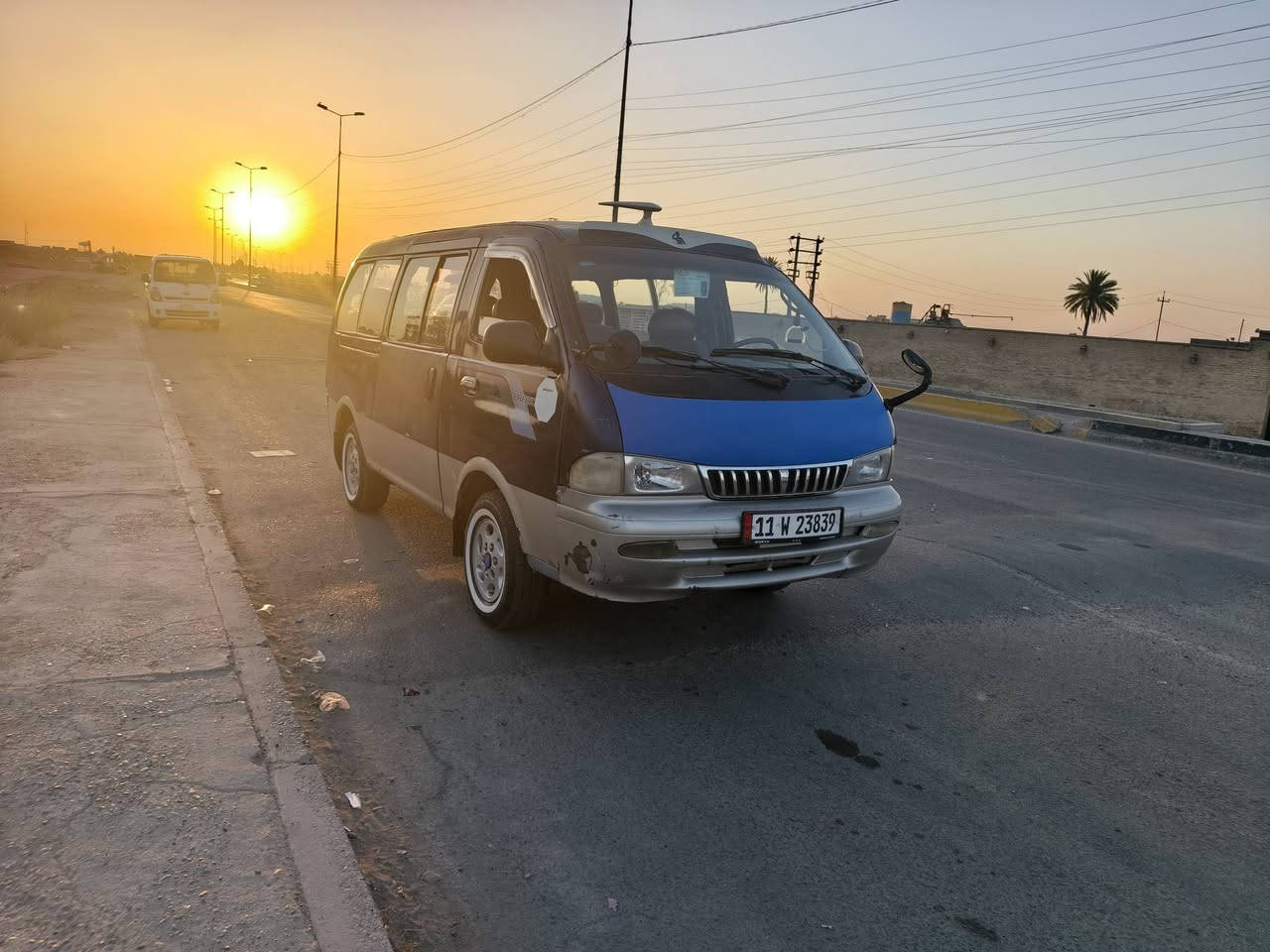 سلام عليكم كيه بريجو لبيع موديل ٩٦ سنويه نهايتها٣١ رقم بغداد نكليزي محرك وكير وشواصي وتخم تاير وكهربايات جدد مكان السياره بغداد التاجي السعر ٥٠ وبيهه مجال  رقم *********** بي وتساب
