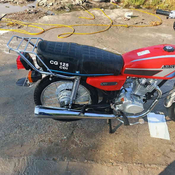 السلام عليكم اربعه كير ارشا اوراق مكينه جديده لاتنقيص ولا تبخير كهربائيات شغاله السعر 650 قفل
اتصال ***********
