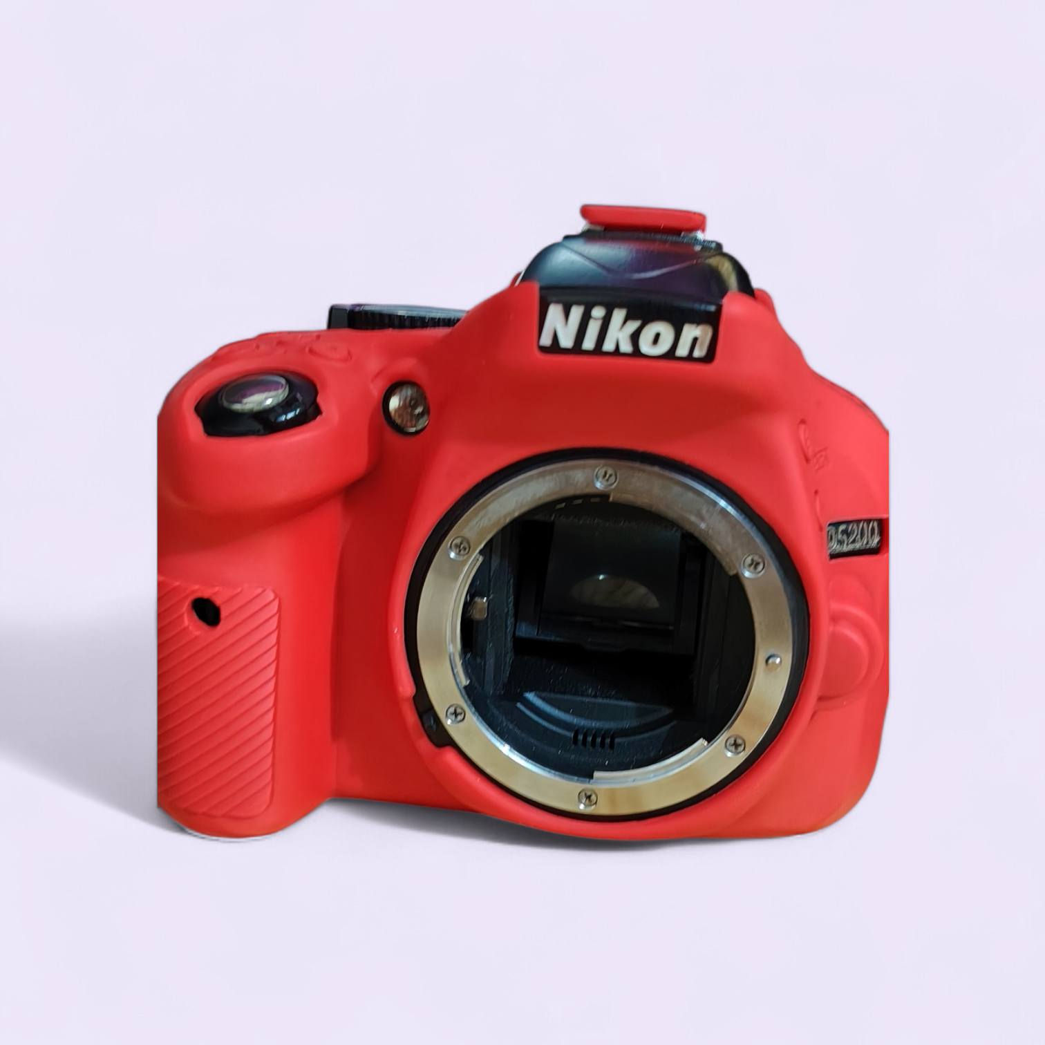 سلام عليكم ورحمة الله وبركاتة 
كامره نيكون نضيفه كلش معه زوم رياضي معه ملحقاتهه كامله مستعجل على بيعتهه السعر 350الف  الاستفسار ***********
