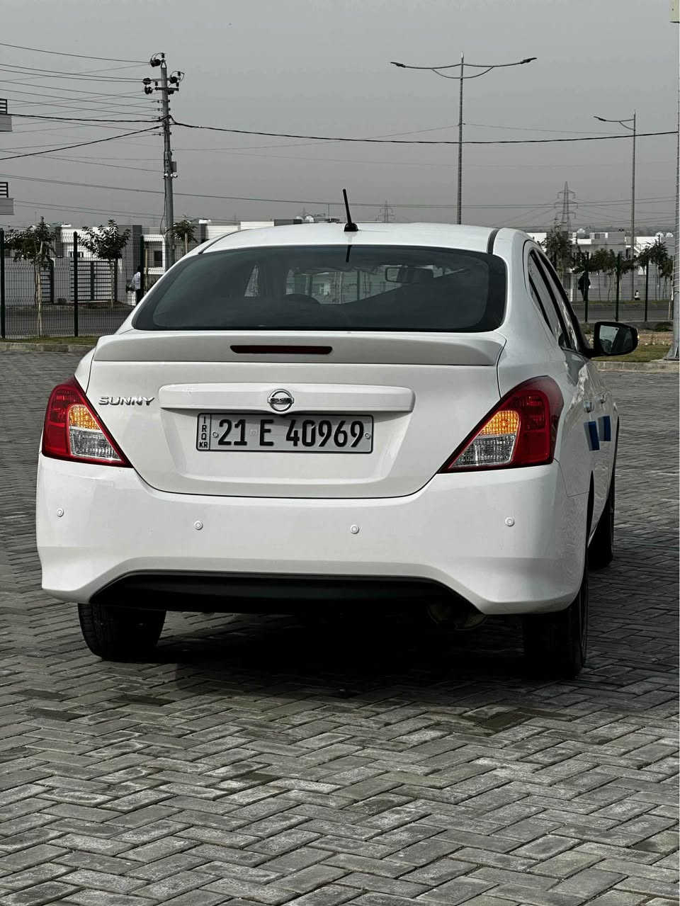 مۆدێل ٢٠٢٥ 
تەنها ٣٨ هەزار ڕۆشتووە 
بێ بۆیاخ و بێ سارد 
سەیارەکە هی ماڵە شوێن کەلار   
ژمارەی موبایل *********** كالار, السليمانية
