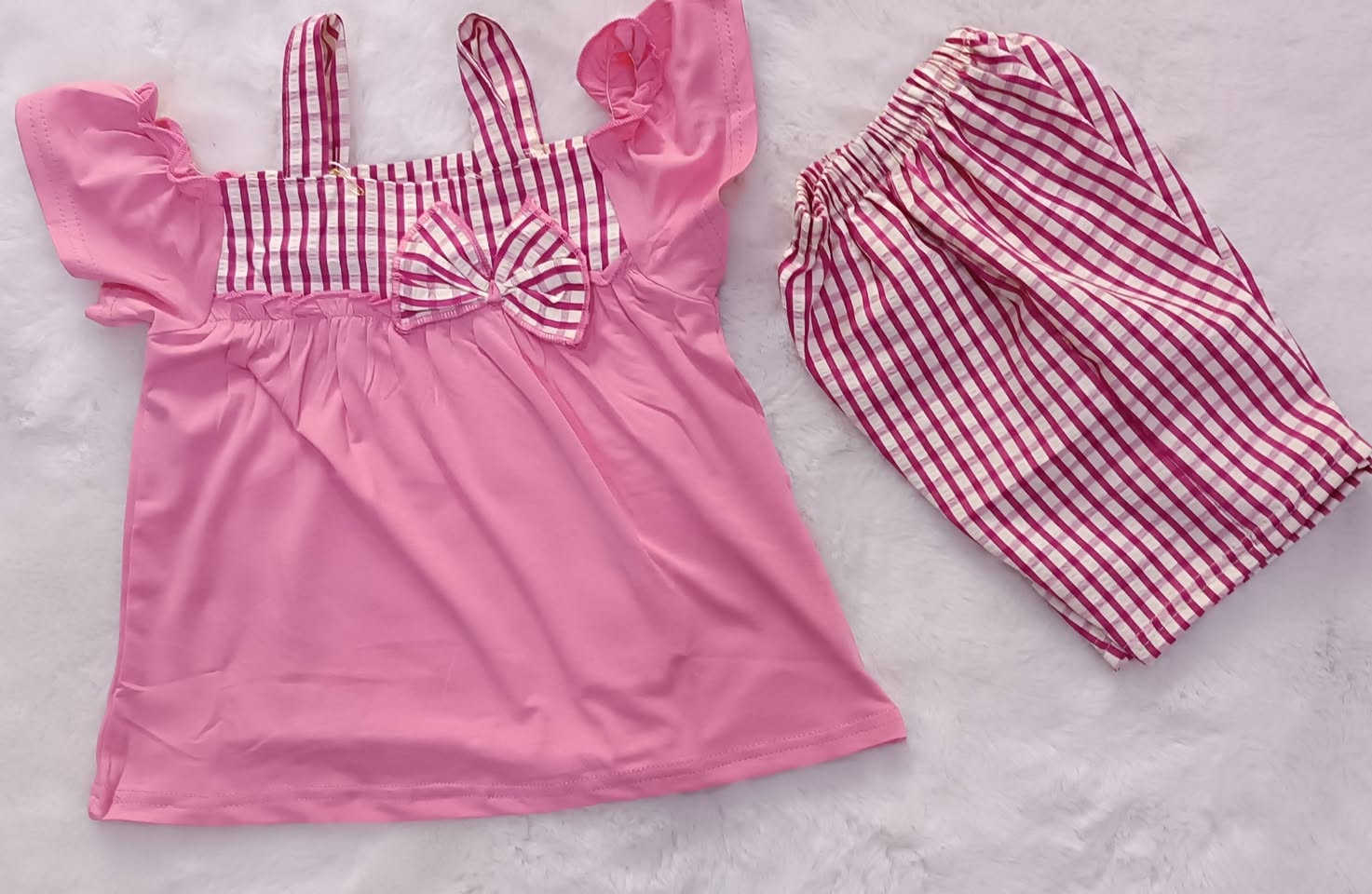 مع بدايه الموسم الصيفي عرض  تركسود ب 4000 تركسودات بناتي فول ليكرا يلبس من سنه الى ثلاث سنوات


**إذا كنت صاحب هذا الإعلان وتريد حذفه لأي سبب، رجاءا أرسل رسالة إلى الدعم الفني**