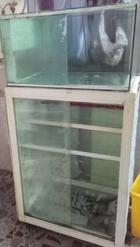 حامل موبايلات • خزانه