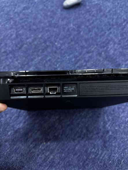 بلي فور سلم للبيع مستعمل اونلاين اصلي ما مفتوح ولامبدل بي اي شي ملحقاته اصليه وكامله لوكاته اصليه وبي
3 يدات ثنين يشتغلن وحده لا وبي 3 حسابات بلي ويا قرص جي تي اي 5 وياه بتل فيلد 1 عربيه + دستني 2 + فيفا 25 بس مو كامله + فول قايز + ببجي + +اوفرواتش + ذا كرو 2 + انشارتد 4 + انشارتد الارث المفقود + رزدنت ايفل 2 ريميك + فورتنايت + بيس efootball +روكت ليق وبي حسابين روكت ليق قويه وحساب بيس قوي وحساب جي تي اي 5 اونلاين قوي
سعره ٢٥٠ 
مكاني ياسين خريبط
للستفسار واتساب
***********
