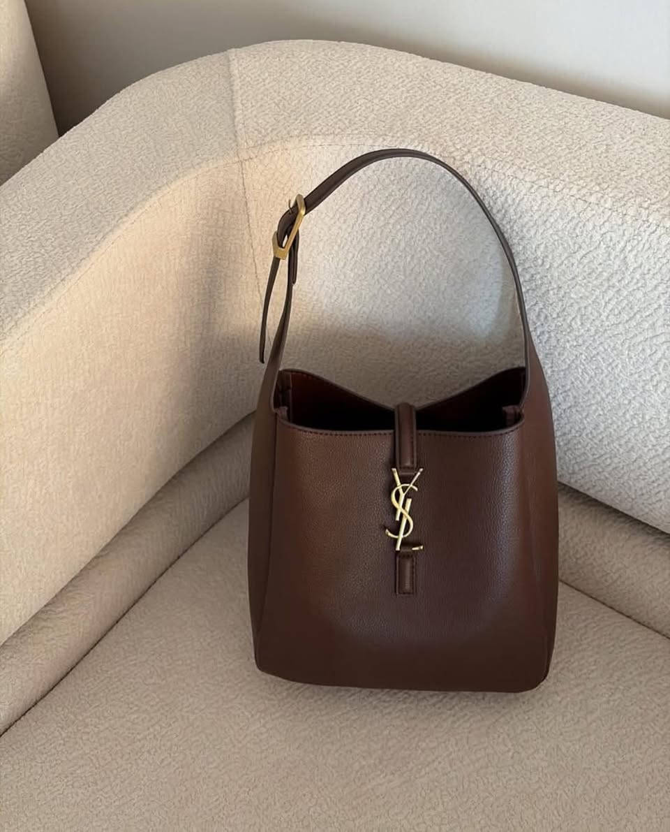 من المصنع مباشرة 
متوفر جميع الكواليتي اسعار منافسه 🔥🔥
رابط قناتنا على التيلجرام جميع الموديلات اشترك 
https://t.me/ALEPBSGTJIXNUIDY8/95723
https://t.me/ALEPBSGTJIXNUIDY8/95723
رابط قناتنا على الواتساب 
https://whatsapp.com/channel/0029VbBYql5IyPtT3NnOT83d


**إذا كنت صاحب هذا الإعلان وتريد حذفه لأي سبب، رجاءا أرسل رسالة إلى الدعم الفني**