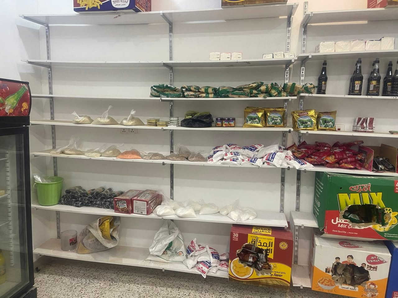 سلام عليكم رفوف وبرادات اسواق البيع برادات جدد سعر الواحد ٢٢٥ وبي مجال +المجمده ٤٢٥ وبيه مجال التواصل والأستفسار مراسله صفحه او تصال عل الرقم ***********
