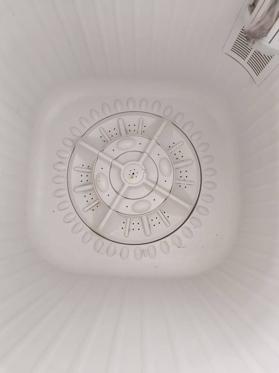 غسالة جنرال ٢٠ كيلو بلاديه ع فحص وضمان وي اشكال ترجع شغاله كل نقص مابيه جاهزه  ٧٥
‏‪0781 090 0608‬‏    ‏‪0773 367 1776‬‏
