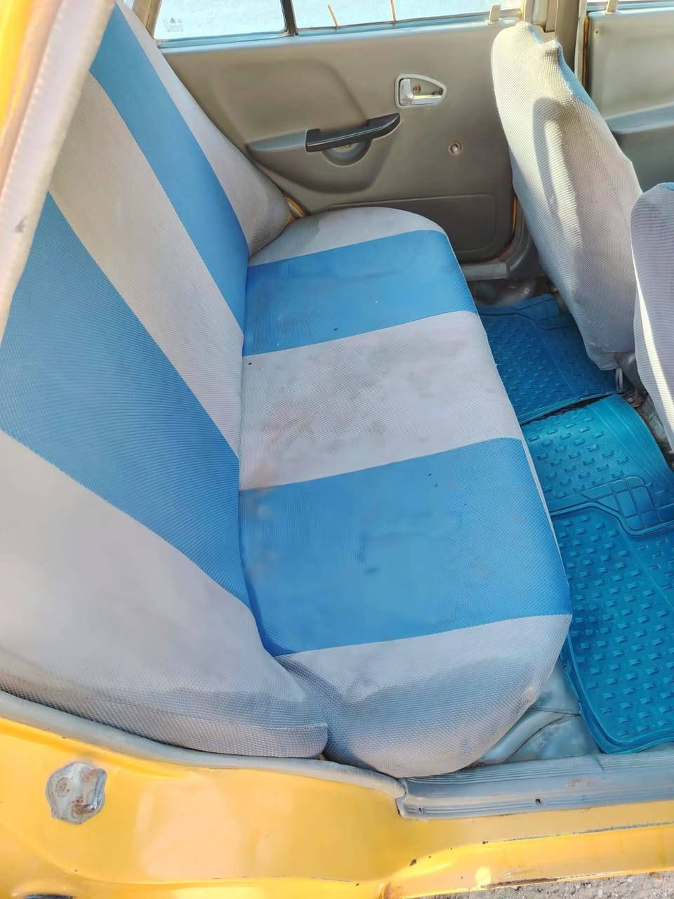 سلام عليكم  سايبه موديل ١٢ رقم بابل نكليزي سياره جاهزه وحلوه مال عيشه السعر ٢٥ مكان سياره بابل ***********
