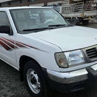 نيسان بيكاب • ٢٠٠٠ • شوین چوارقوڕنە