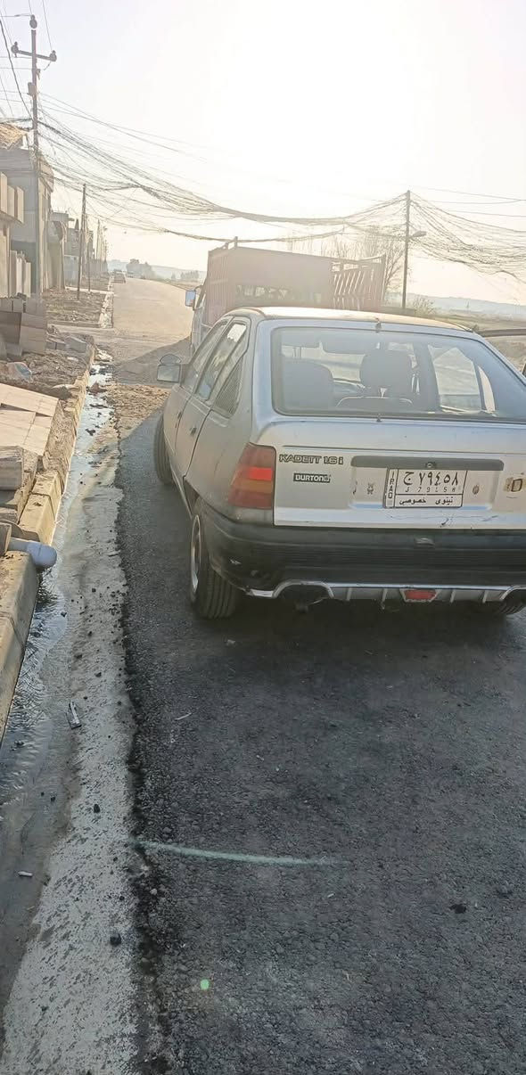 كاديت 16مكينه وكير استره جدد سنويه 28السعر 18
***********
*********** العنوان يارمجه الشرقيه
