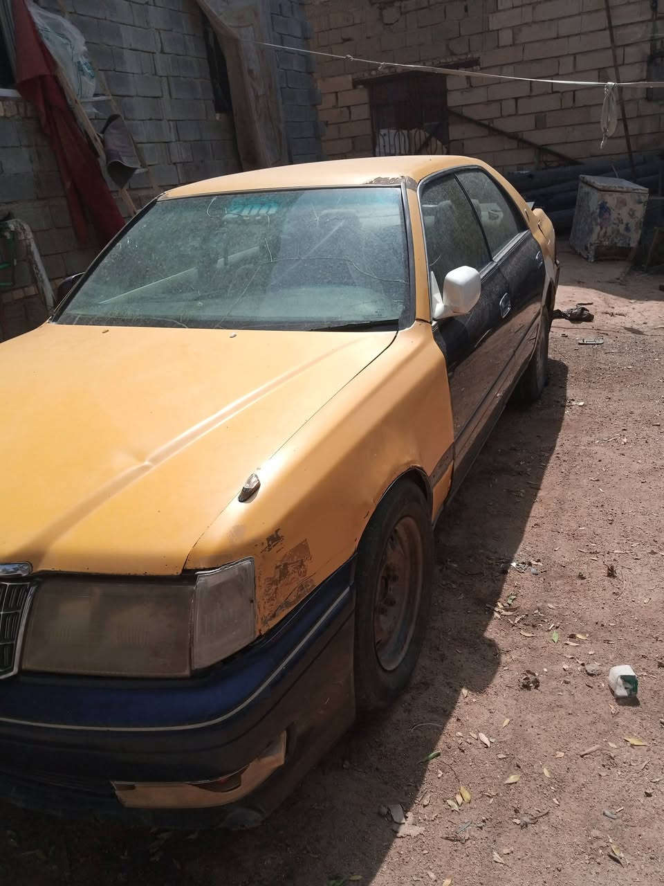 السلام عليكم راس الثور سياره ابيعه كوم حديد مكينه بيه بكن سياره هيه غرمات كل علئ المشتري فقط اديلك على راعيه راعيه يدوار عادي  ملاحظه سياره يرده تعمير مكان البصره كرمه علي رقم *********** السعر 20
