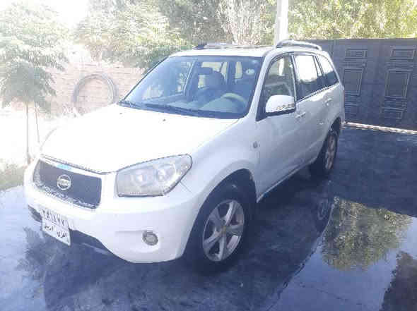 جونوای 2013تۆماتیک 
ڕەقەم هەولێرە بەناوخۆمەوەیە سەنەوی بەسەرچووە کۆبون بەنزینی هەیە 
بەشەرتی گێڕومەکینەوتەبریت تحویل غرامەبڕاوە 
بۆیاخ سێ پارچەی هەیە بێ ناوگرتن و دەعم 
چوار تایەی لۆکی لەژێرە زۆر توندوتۆڵە هیچ مەسرەفی نییە 
بایی55گەڵایە و گۆڕینەوەش دەکەم بەشتێک بەدڵم بێت 
شوێن چمچماڵ 0771950369
*********** شمشمل
