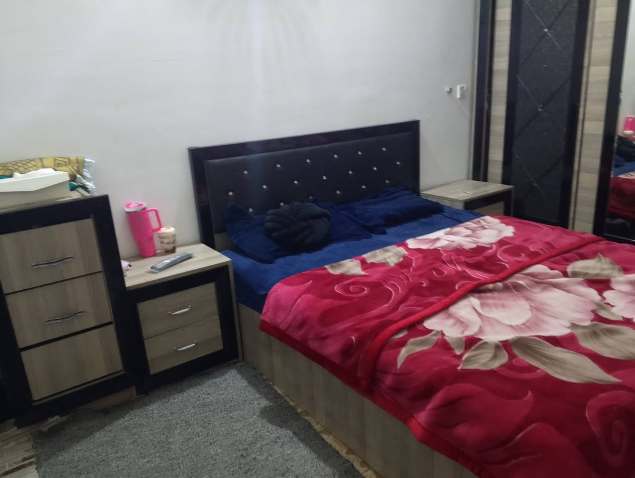 مكلف بالنشر غرفه نوم للبيع سعر ٣٥٠ مكان كركوك ***********
