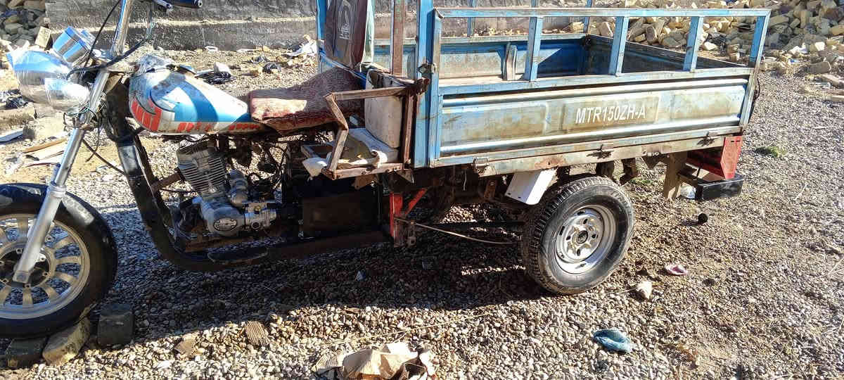 السلام عليكم عندي ستوته اوراق موديل 2016 اكسن جديد كهربائيات جدد ومكينه جديده مكاني الديوانيه ناحيه السنيه...رقم الهاتف ***********
