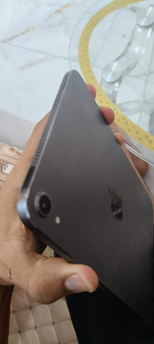 Ipad mini 6 
الذاكرة: 64
البطارية: 80%
الجهاز بدون ملحقات فقط كارتون موجود 
بي ضربات خفيفة بالشاصي 
مامأثرة على الجهاز ابد 
مامفتوح لاشاشه ولابطاريه .
السعر 275 نهايته 
مكاني الناصرية حي الفداء


**إذا كنت صاحب هذا الإعلان وتريد حذفه لأي سبب، رجاءا أرسل رسالة إلى الدعم الفني**