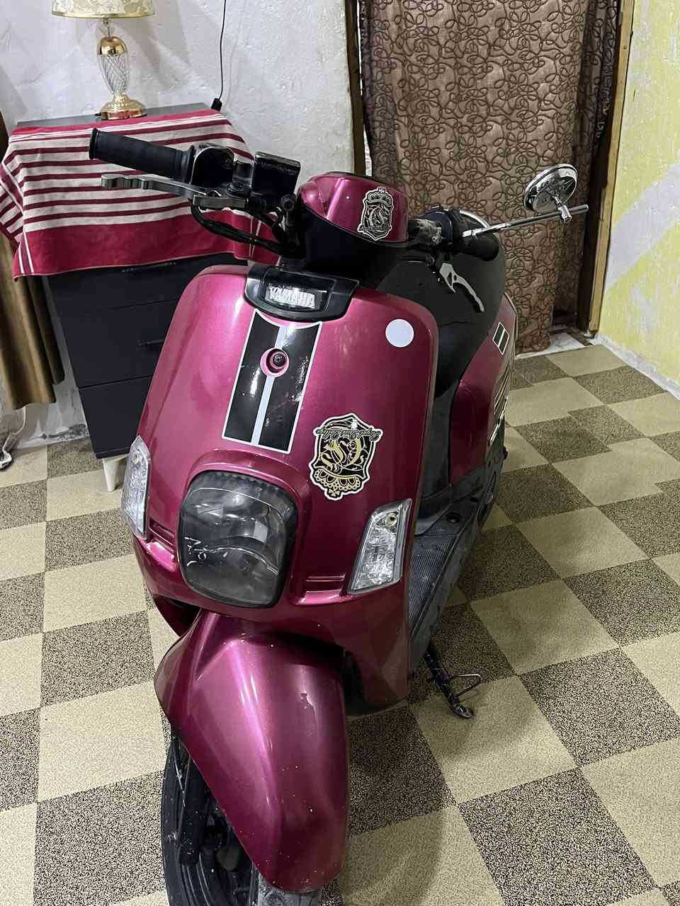 دراجه بوليسي نوزل كلشي مابيهه بس اسلف  موشغال كامله حاويه 800 وبيهه مجال مكاني بوصخير الصدرين  ***********
