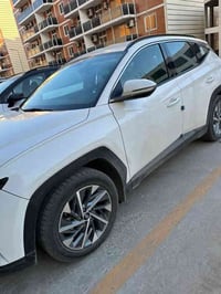 توسان ٢٠٢٢ خليجي مكفولة رقم اربيل وكالة باسمي السعر ٢١٥٠٠ مكانها بغداد...