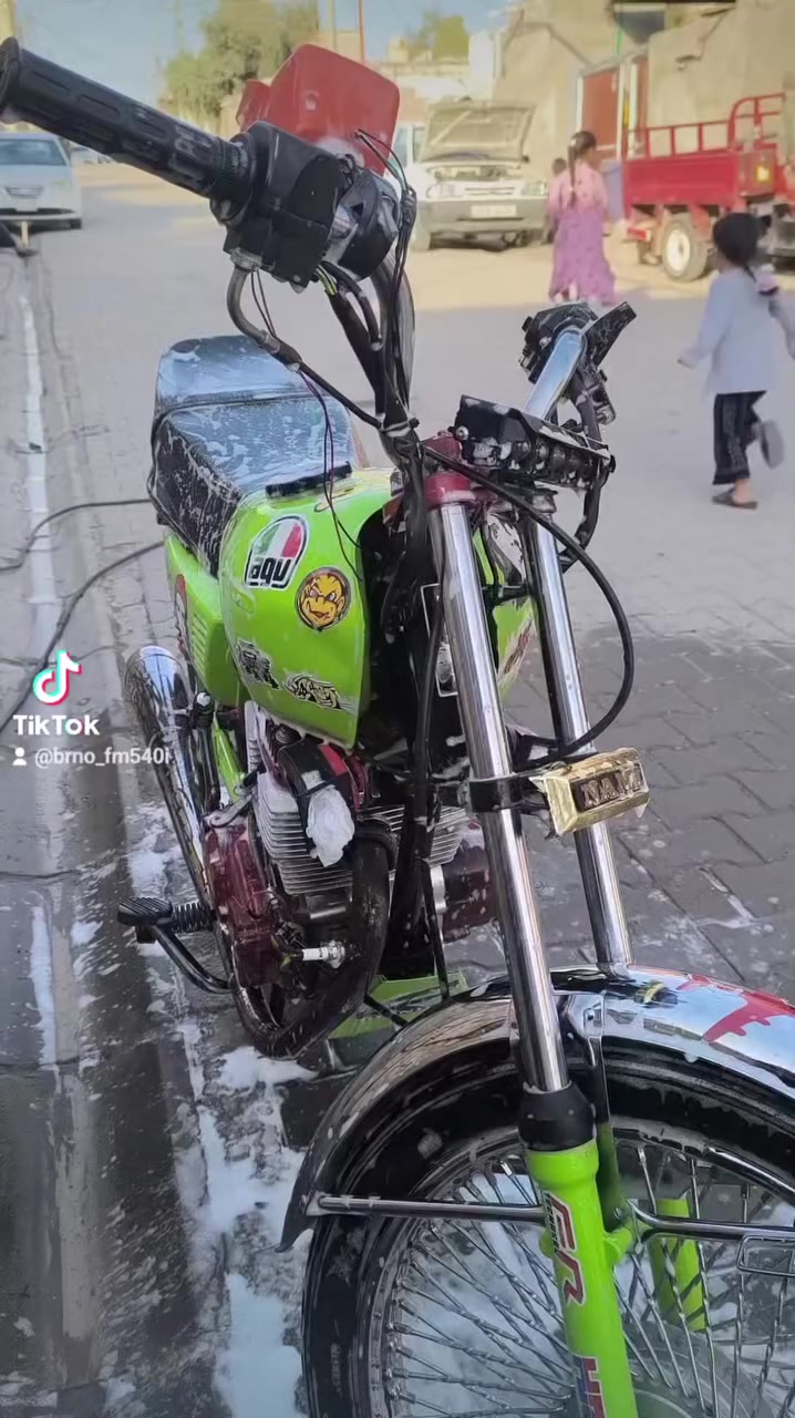 دراجه للبيع بسعر 800الف وبيهه مجال للتفاصيل اتصل علا هاذه الرقم ***********
