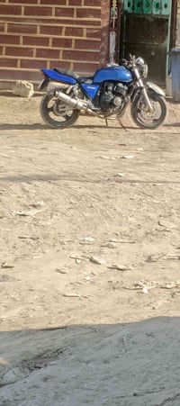 سيبي فور جيل اول مديل2001 معدل 180شرط بيك خير اكبس السعر خاص رقم وسنوي...