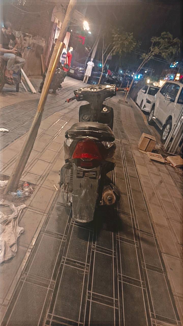 دراجه ثعلب نزلته رمبه جديده مابيه اي نواقص معدل سرعه خير من الله كلش قويه وخال كلجات رياضي وكابريتر رياضي نقصه بس شاشا  جيب مصلح وفحس اني واثق دراجه اشك كلش حلوه بس احتاجيت وريد ابيعه محركه ممفتوح وناعمه وخال كلجات رياضي فه صارت اتخوف كلش  قويه سرعه١٤٠ رايده 750 وبيه مجال❤ بس تره تصويري محلو بلحقيقه كلش حلوه ونضيفه
