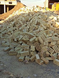 طابوق عادي • درجة أولى • خصم 3 سيارات