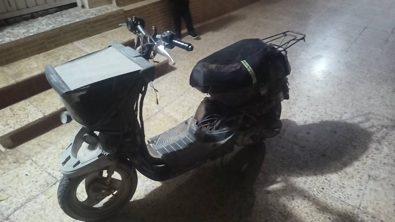 بزون تحريكه فول بس درع مابي كدام العين وبي مجال اتصال السعر اتصل او خاص
***********
