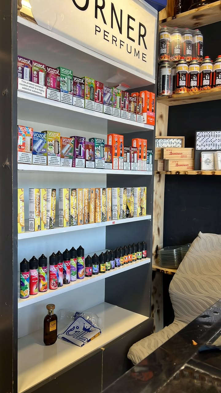 سلام عليكم  محل للبيع مال ناركيل مكانه شارع الضغط قرب شارع رياض وارده خير من الله مع خلطات السعر خاص 
للتواصل والاستفسار اتصال على هذا رقم
***********
