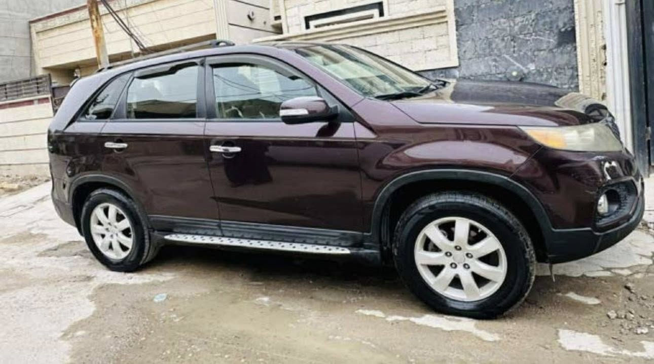 س
سورنتو 2011 وارد امريكي كلين تايتل بيه فقط باب الوره سايق كلير محرك 2400 سياره جدا جديده رقم بغداد مشروع وطني سعره 115 وبيه مجال 

***********
