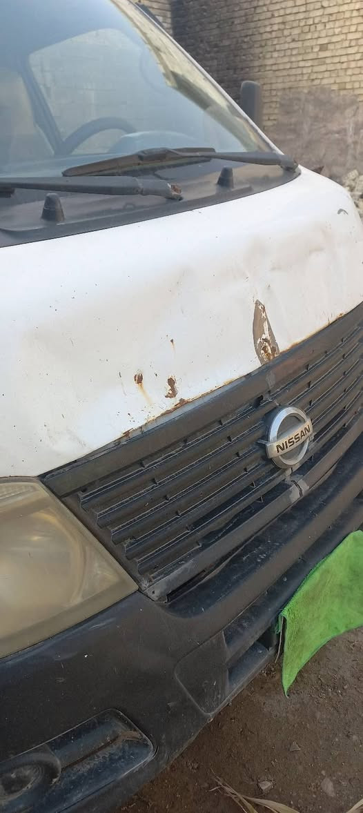 السلام عليكم. نيسان يورفان موديل 2007.رقم بغداد الماني السنويه 2026شهر 2.السيارة مامشتغله على خط بيها خط حسينية. كربلاء المقدسة. محرك مجفت بيه صوت بالمضخة 2400.ماينقص. بيها خياسات كيج الكيلو متر واكف. كيج البانزين يشكل يبقى معلك فول. زركات المي يشكل. جك مابيها. السعر 70ورقه. ربي يرزقكم ويرزقنا. للاتصال ***********
